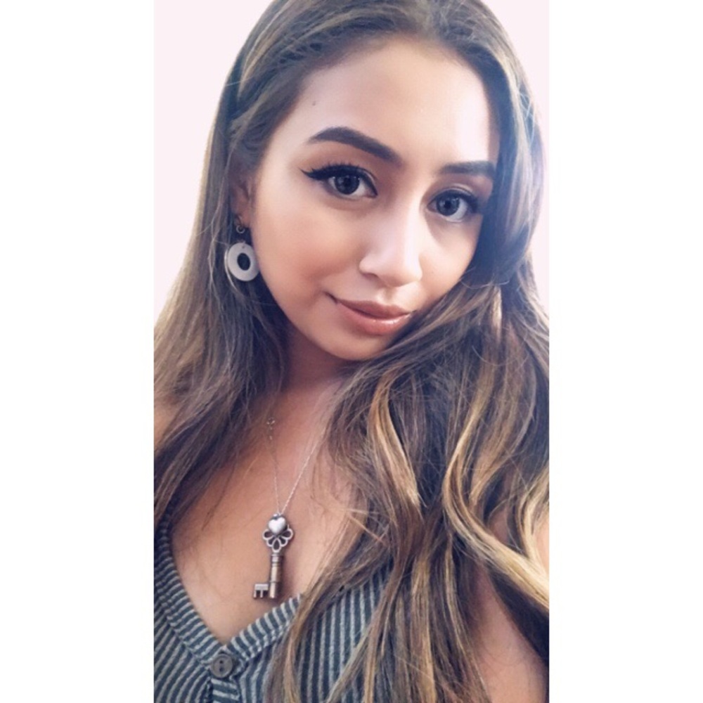 Meet your Posher, Magali